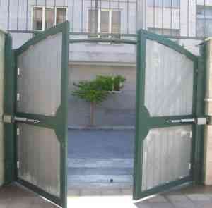 درب اتوماتیک ارزان تعمیر تعمیر و نصب درب اتوماتیک بازویی 300x295 300x295 - درب اتوماتیک ارزان تعمیر